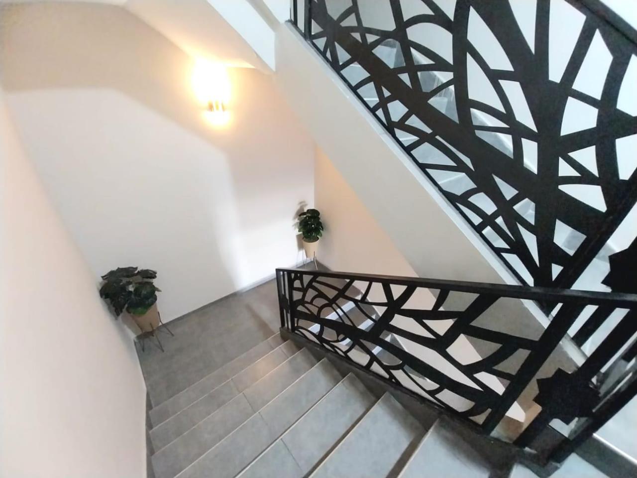 Appartement Cosy Proche Aeroport Deroua 外观 照片