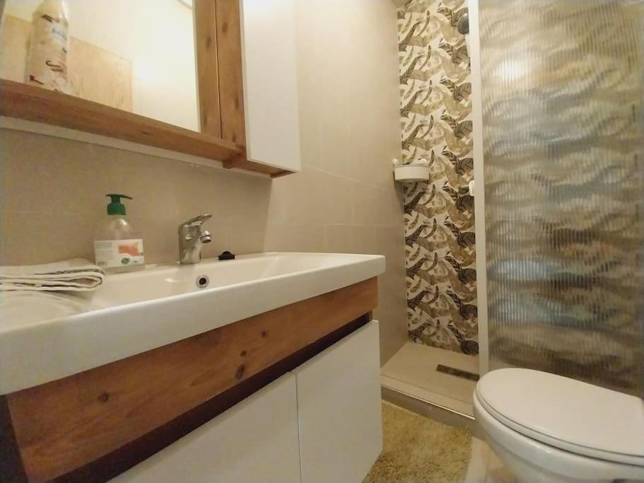 Appartement Cosy Proche Aeroport Deroua 外观 照片